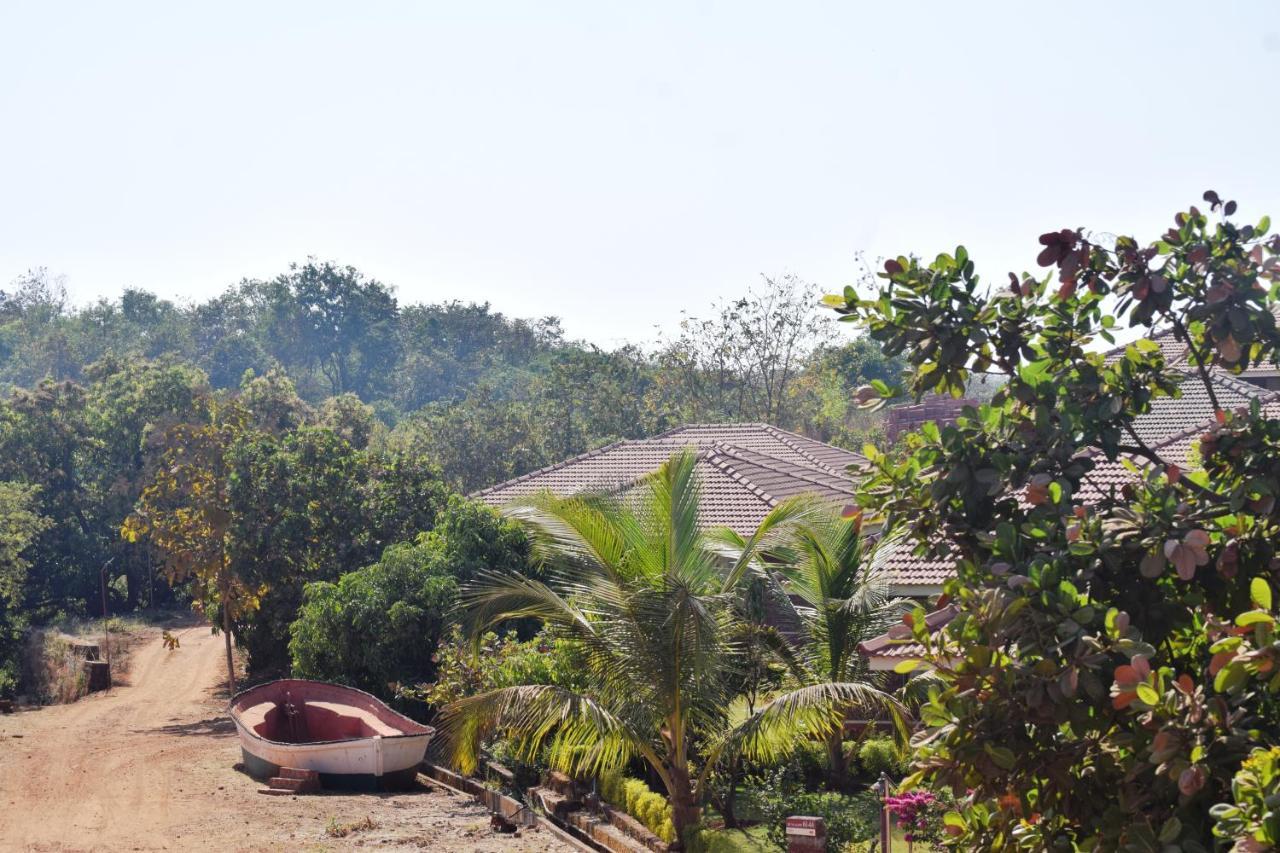 Regenta Resort Mango Village Guhagar Kudān Exterior photo
