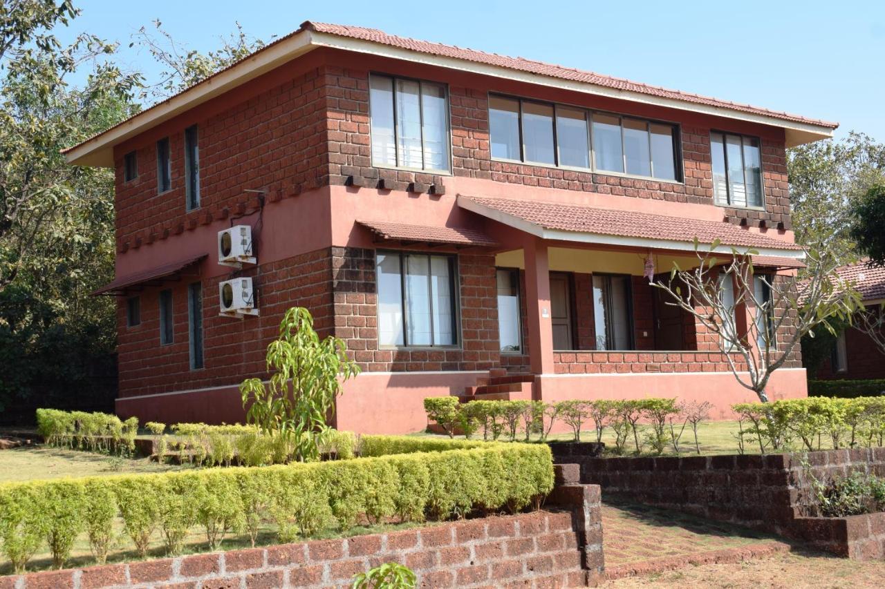 Regenta Resort Mango Village Guhagar Kudān Exterior photo