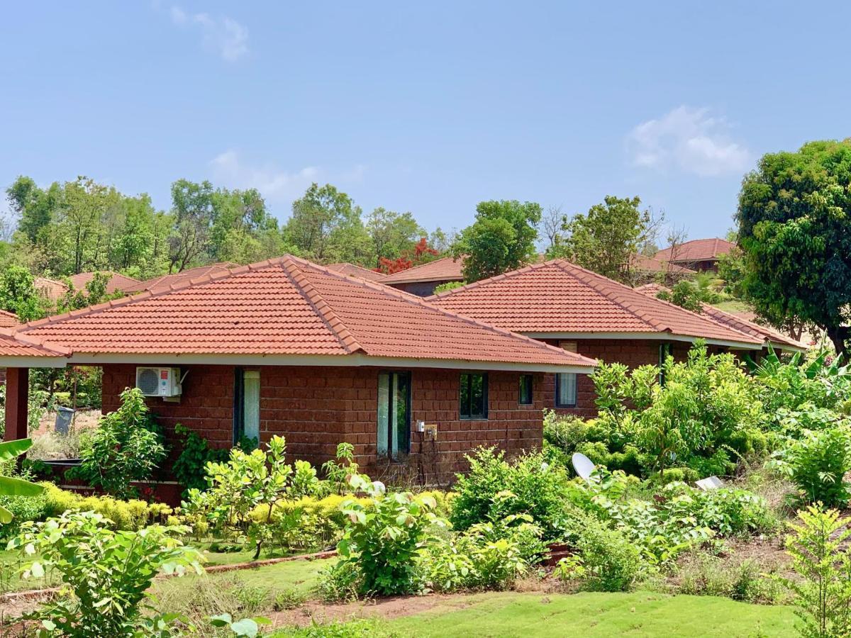 Regenta Resort Mango Village Guhagar Kudān Exterior photo