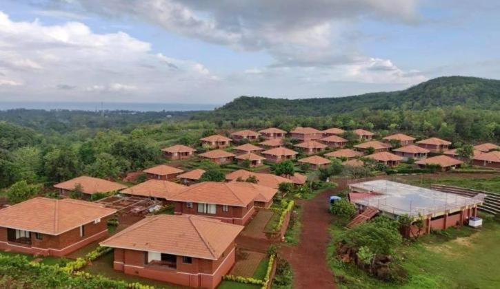 Regenta Resort Mango Village Guhagar Kudān Exterior photo